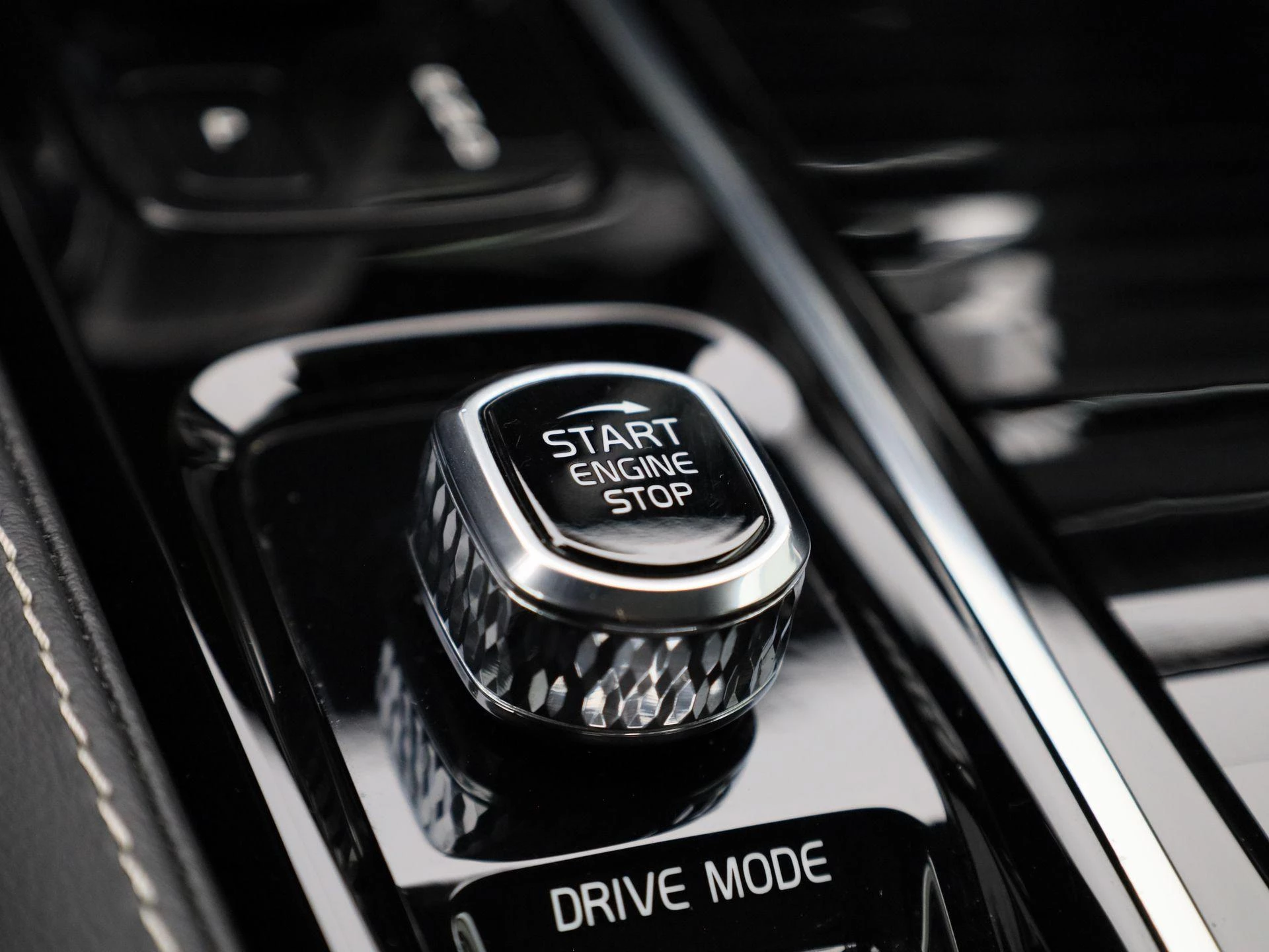 Volvo-V60-image-22