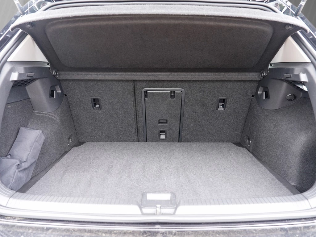 Volkswagen Golf 1,5 TSI Active