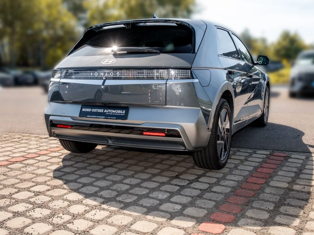 Hyundai-IONIQ 5-image-4