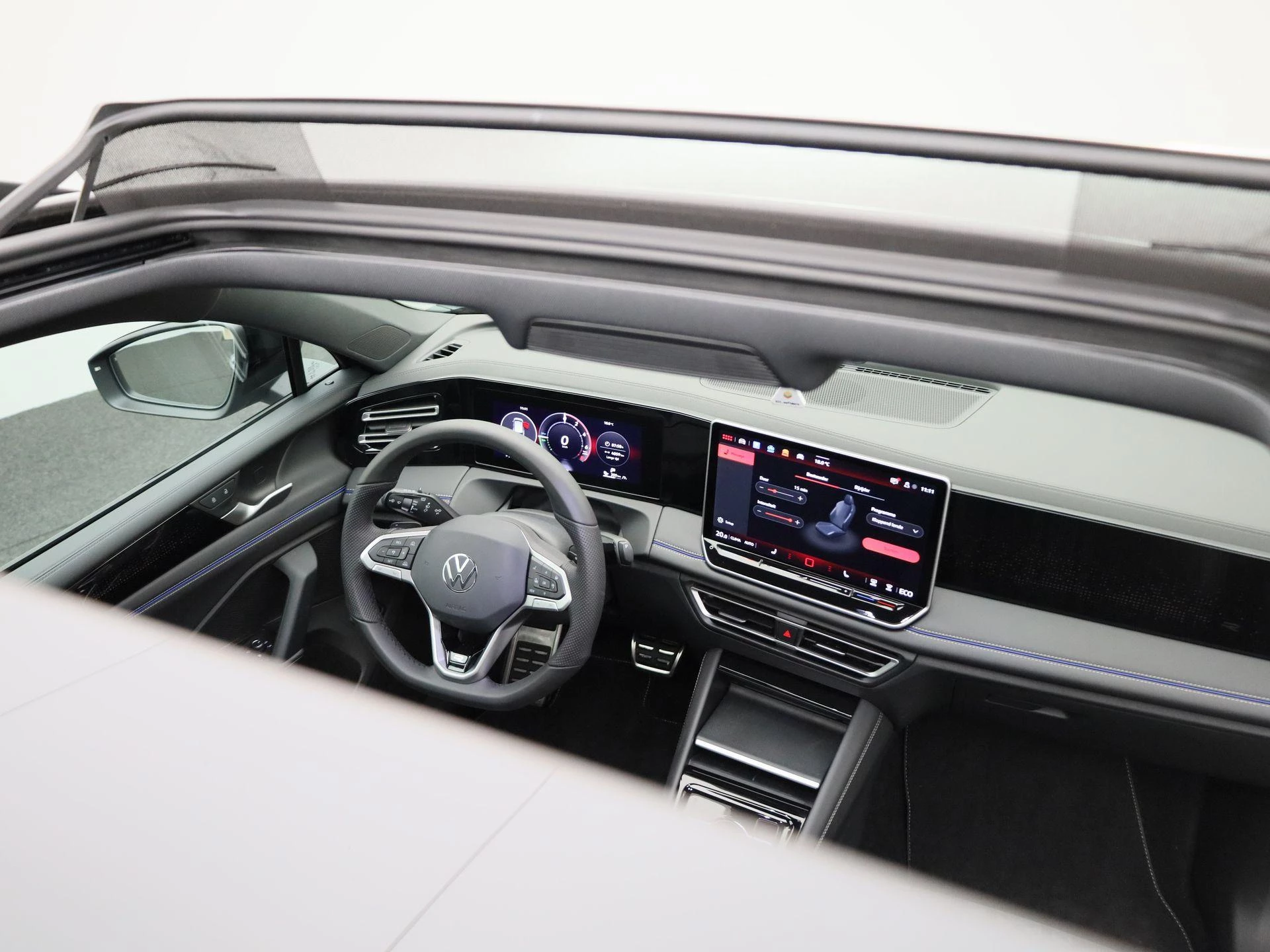 Volkswagen-Tiguan-image-39