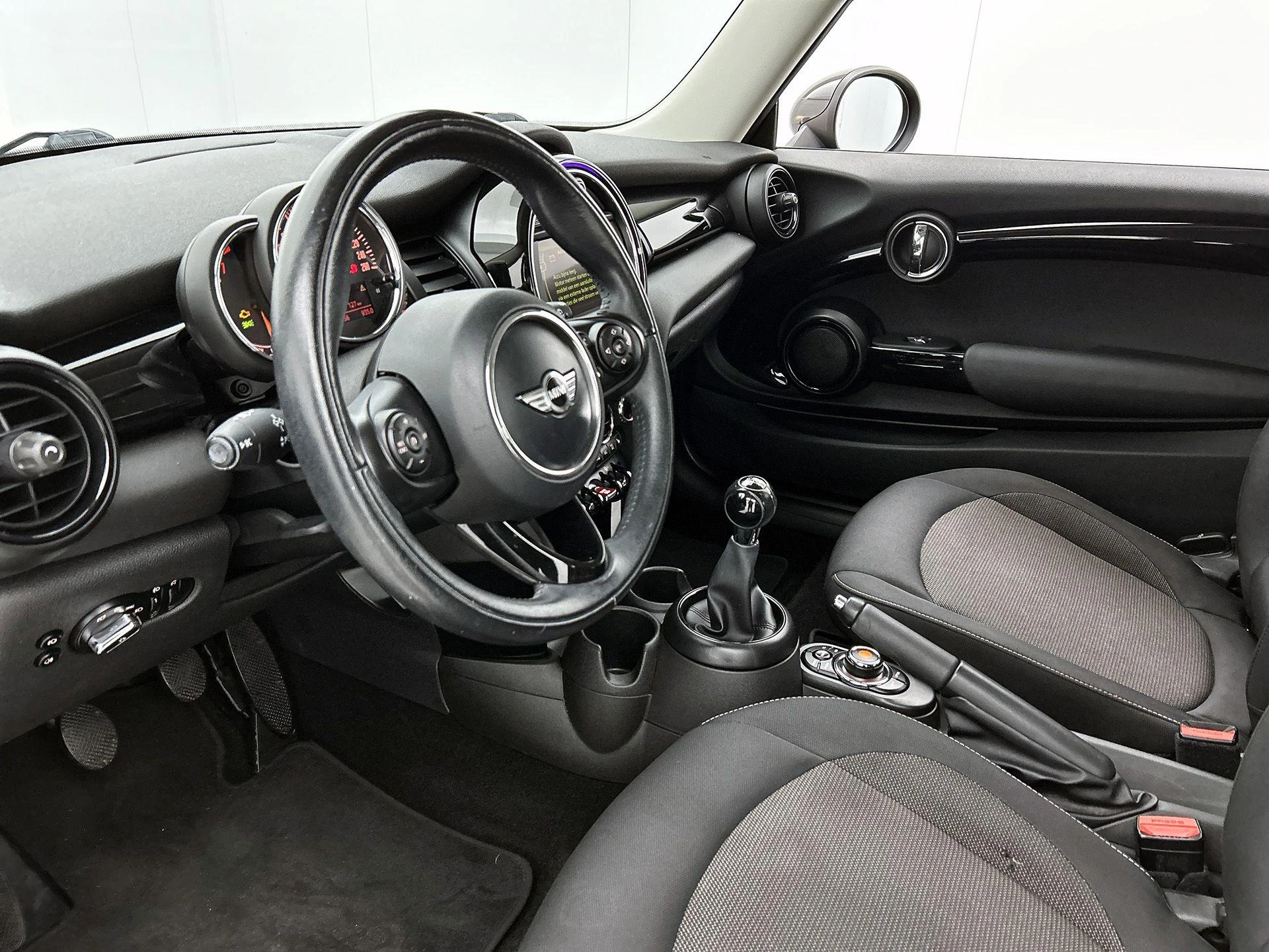 MINI-3-deurs-image-12