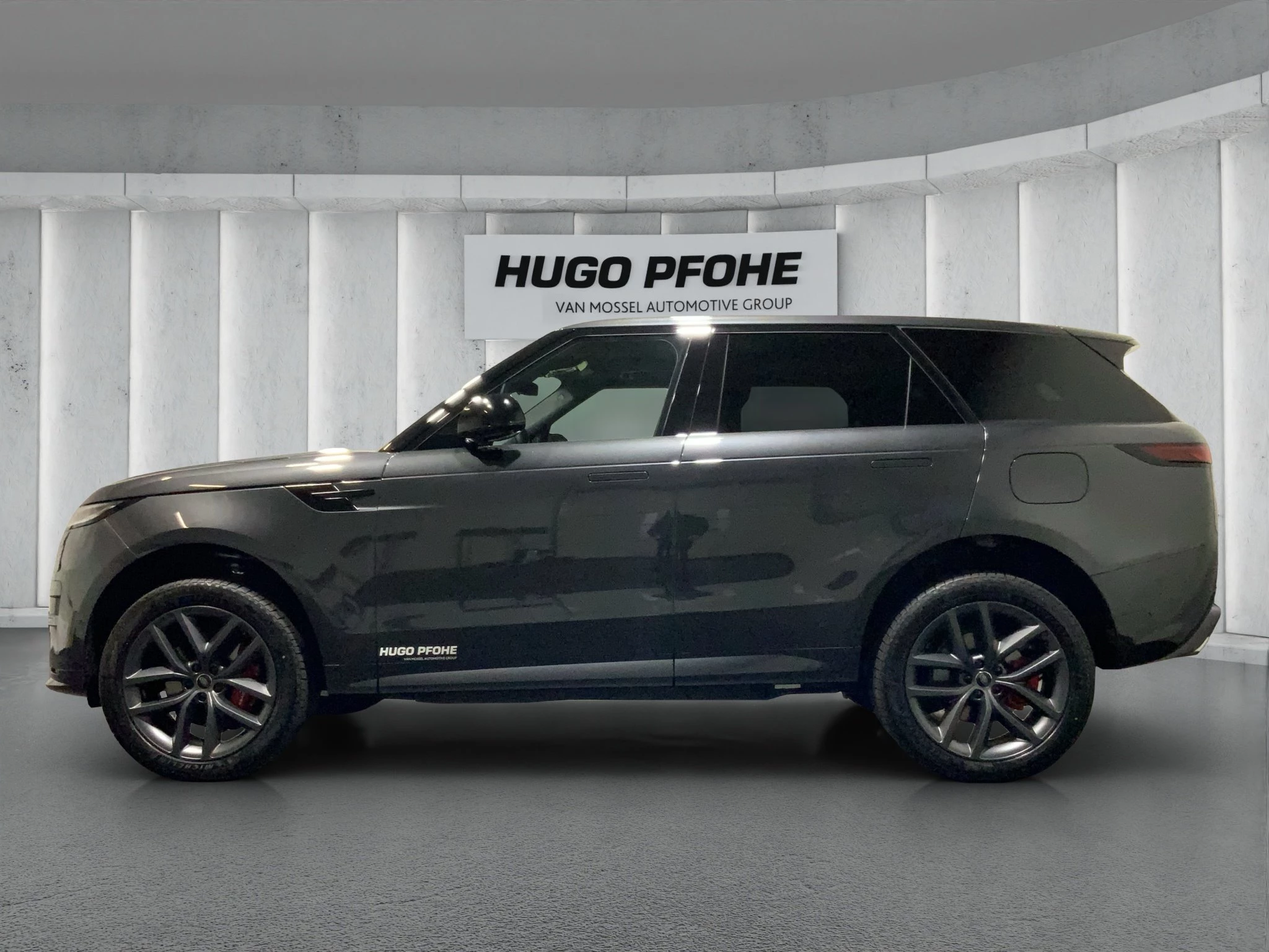 Land Rover Range Rover Sport DYNAMIC HSE 3.0 P460e PHEV AWD Geländewagen. 338 kW. 5-türig