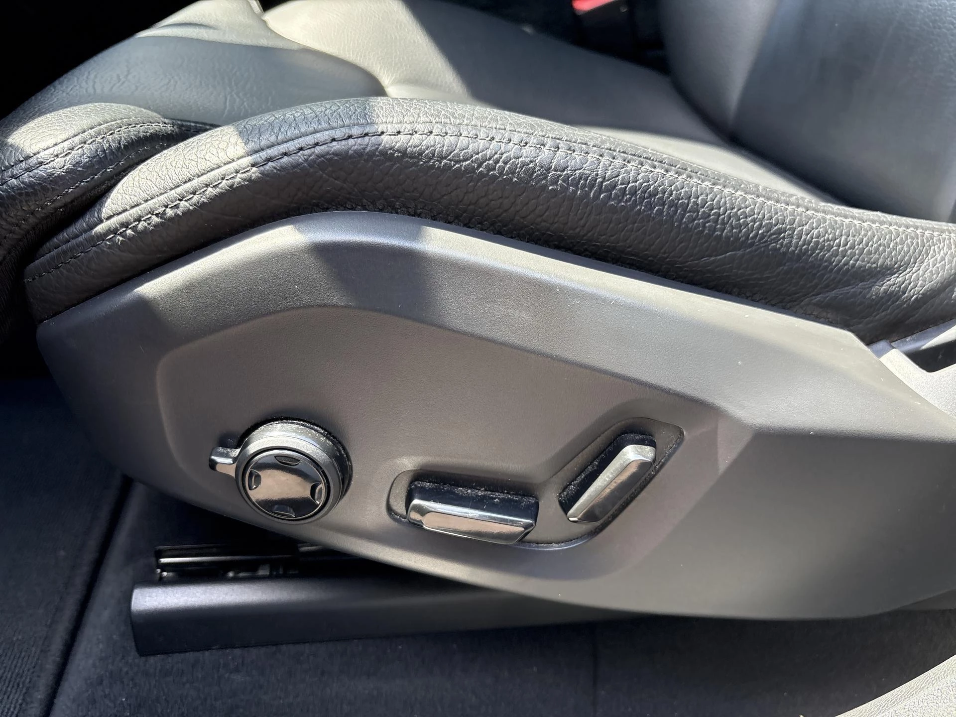 Volvo XC60 T8 e4x4 Geartronic Polestar Engineered