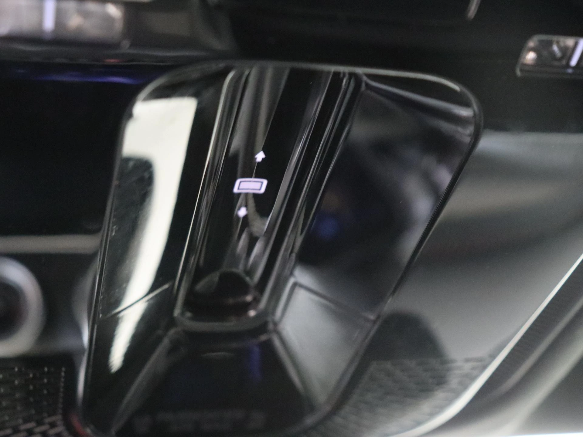 Mercedes-Benz-C-Klasse-image-22