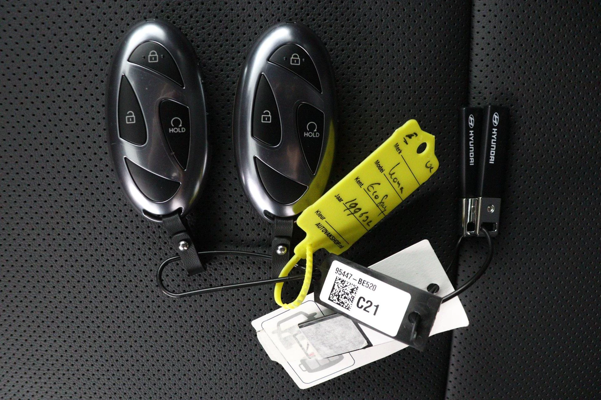 Hyundai Kona 1.6 GDI HEV Premium Sky