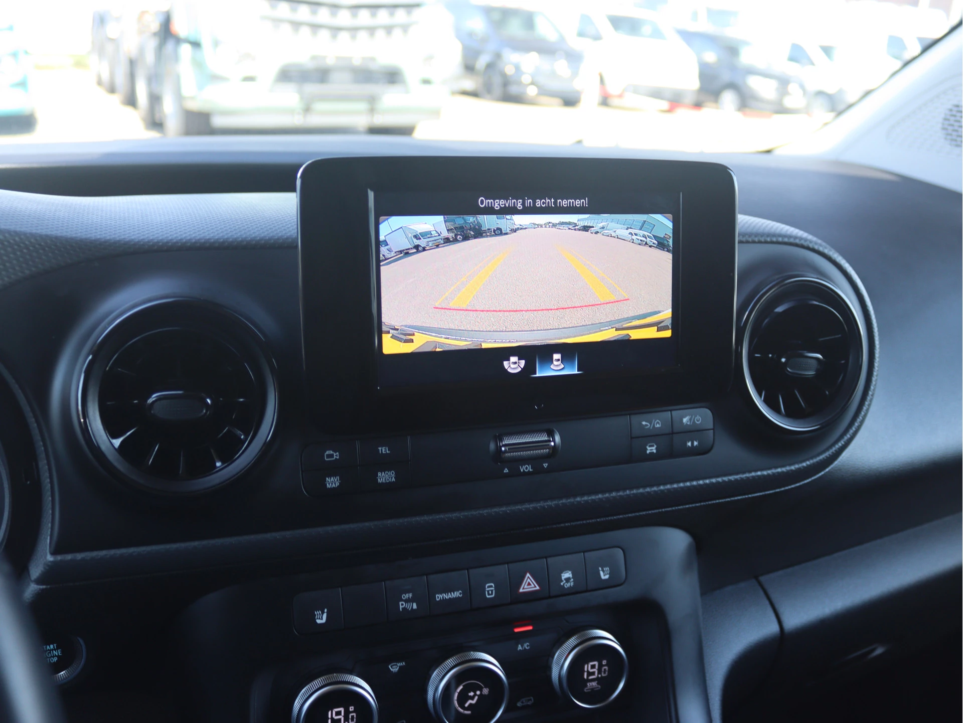 Mercedes-Benz-eCitan-image-9