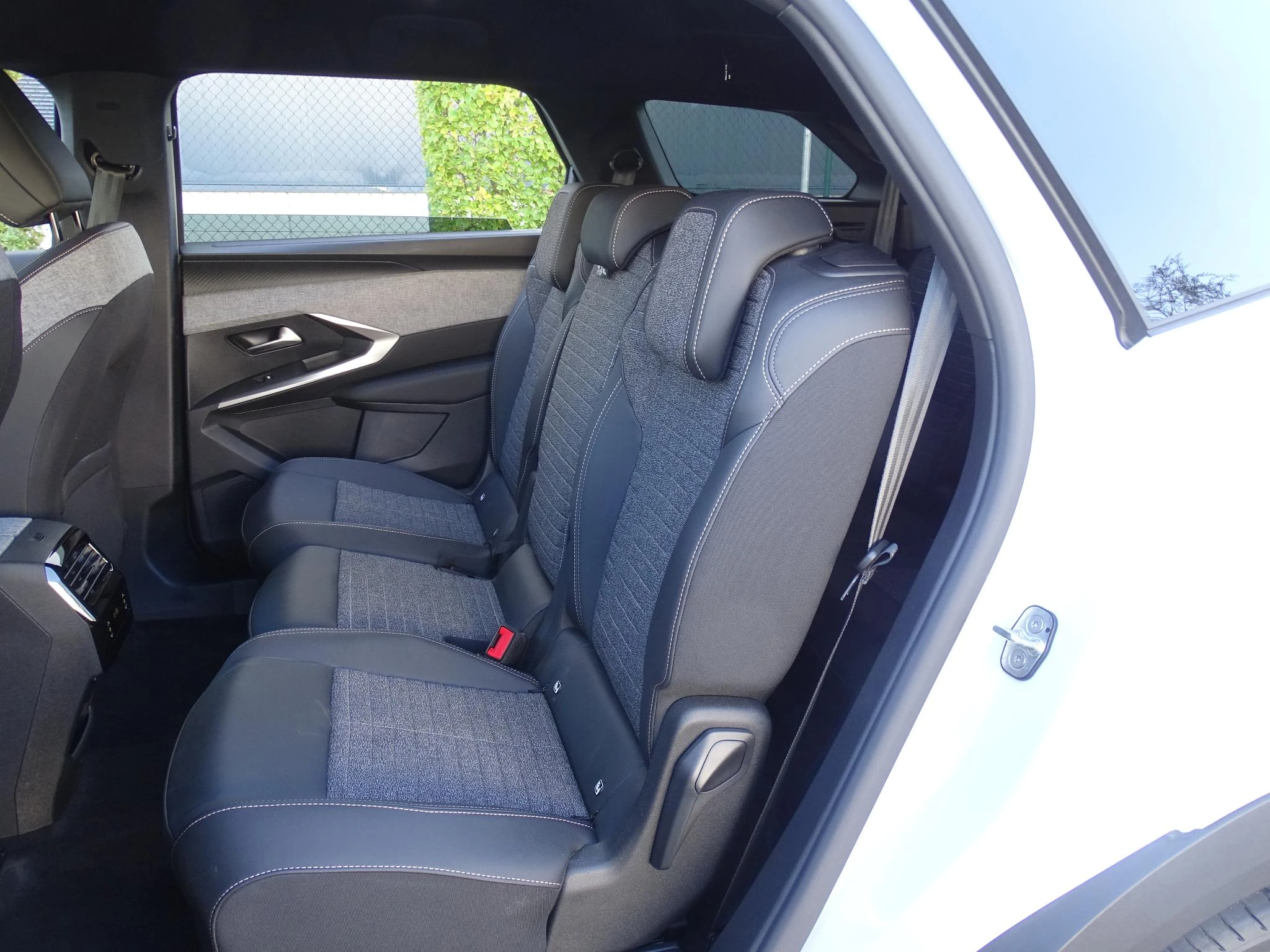 Peugeot-5008-image-14
