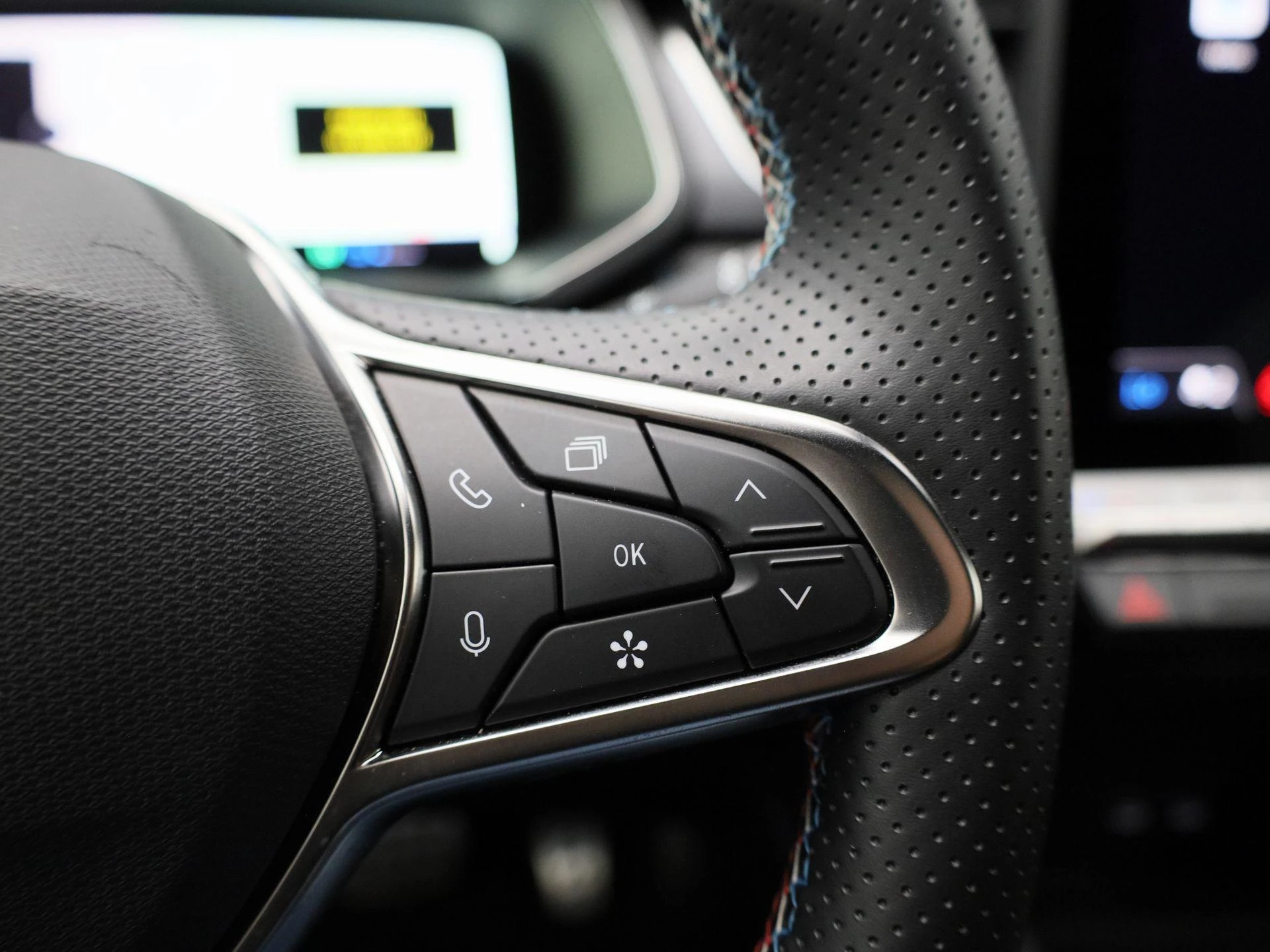 Renault-Captur-image-15