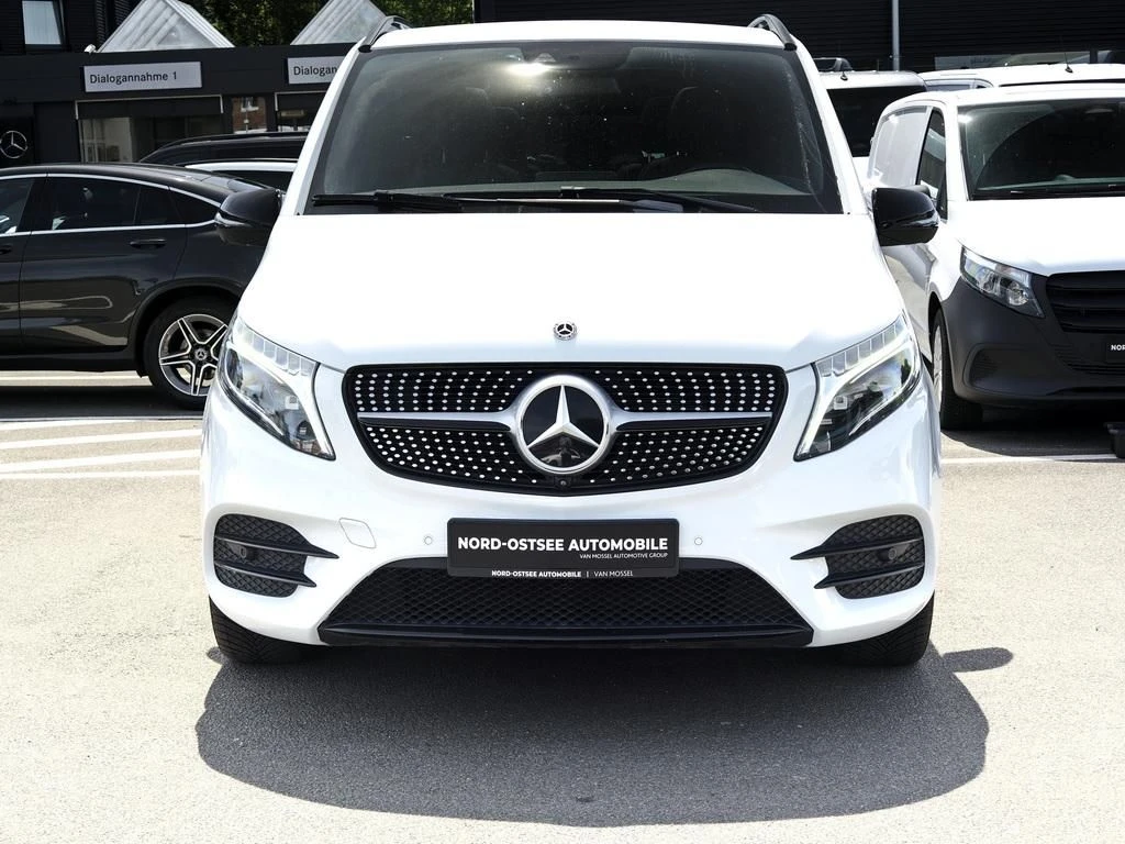 Mercedes-Benz-V-Klasse 300-image-2