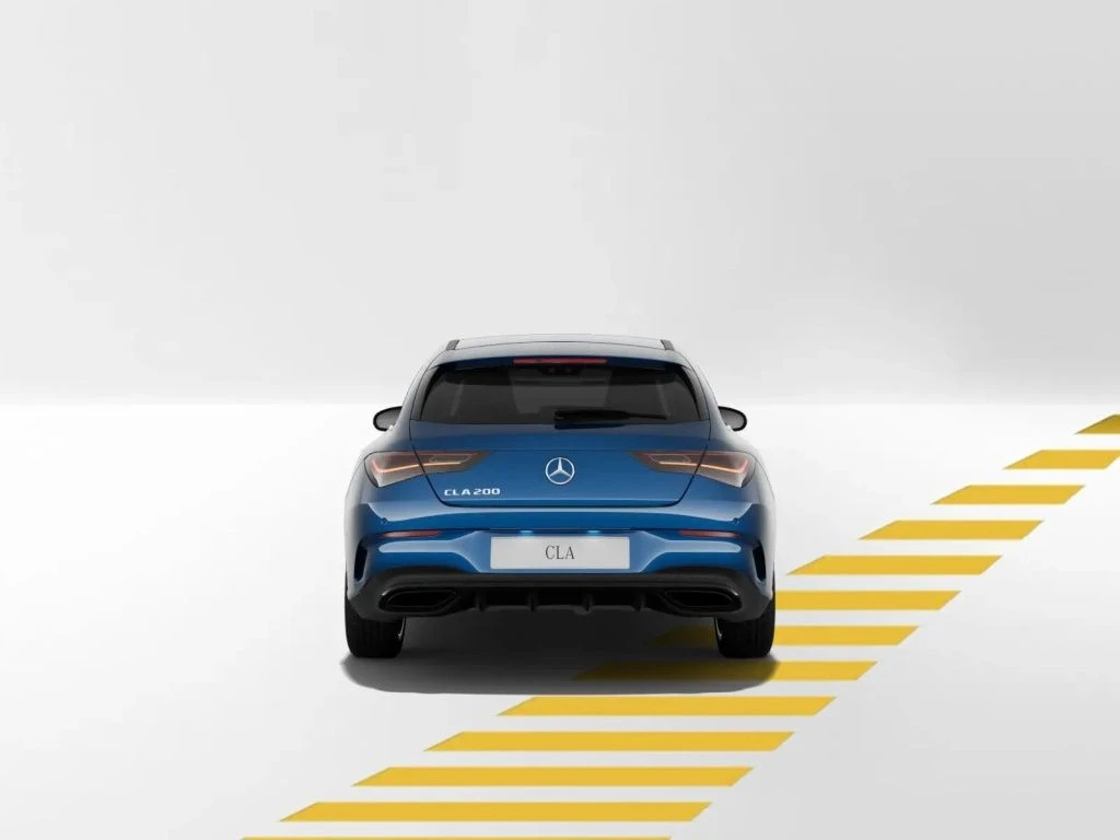 Mercedes-Benz-CLA 200-image-5