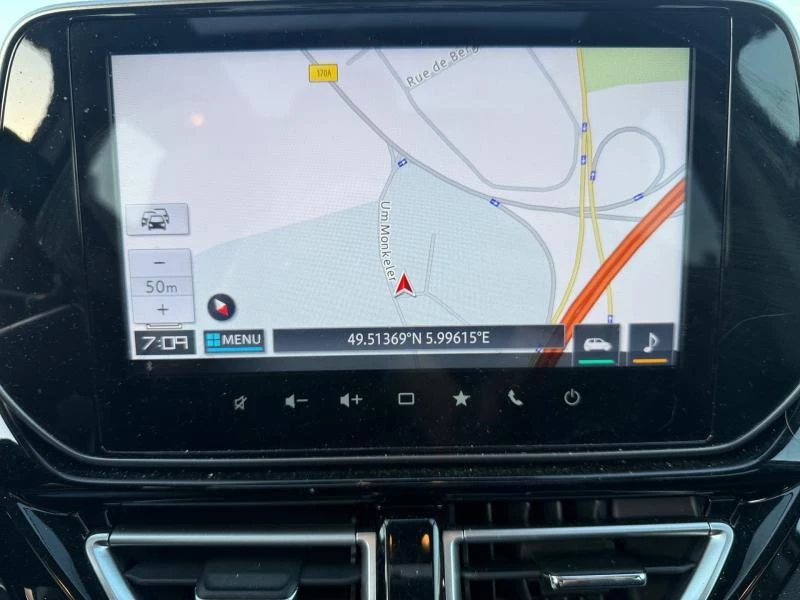 Suzuki-S-Cross-image-18