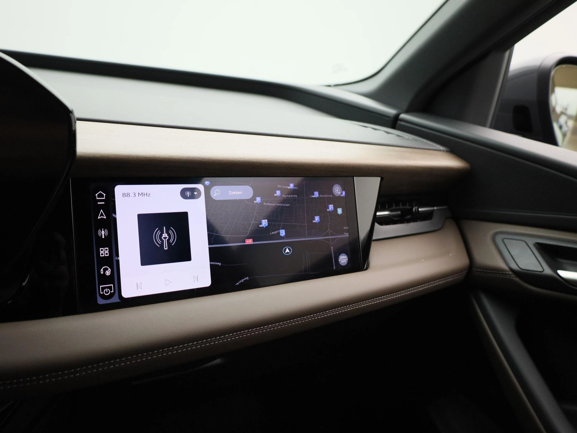 Audi-Q6 e-tron-image-35