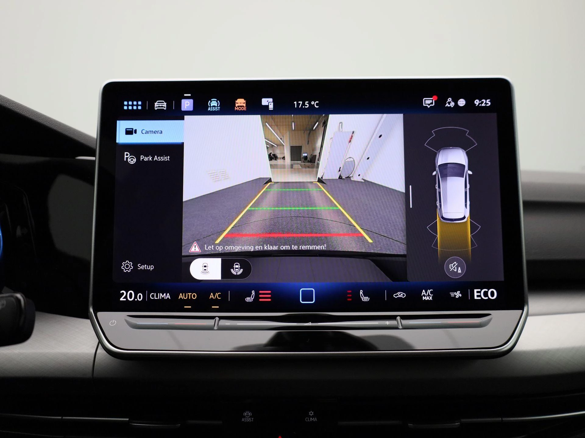 Volkswagen-Golf-image-28