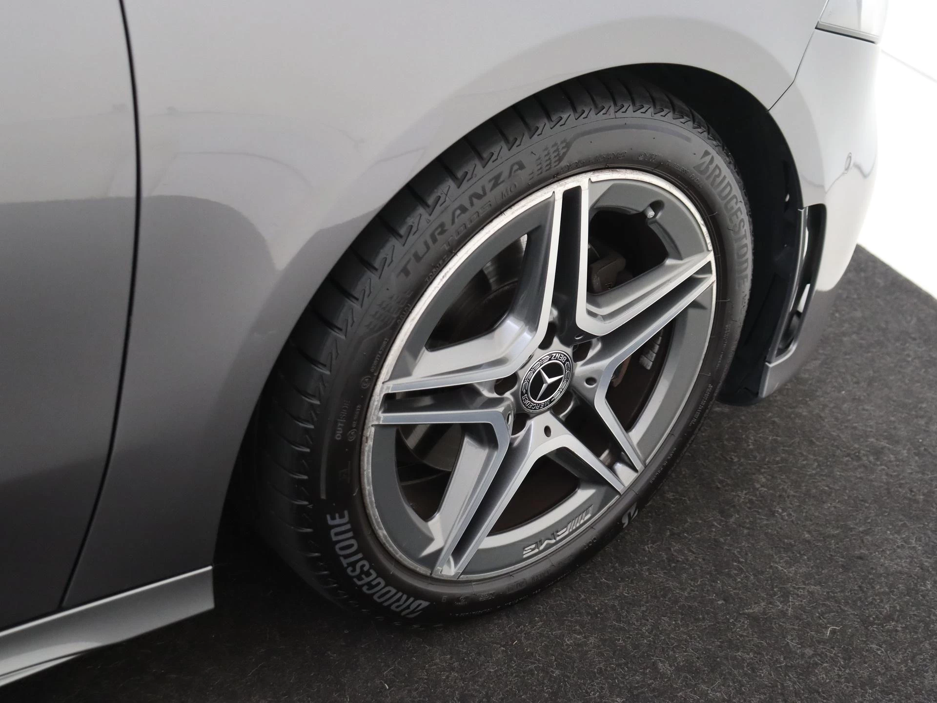 Mercedes-Benz-A-Klasse-image-9