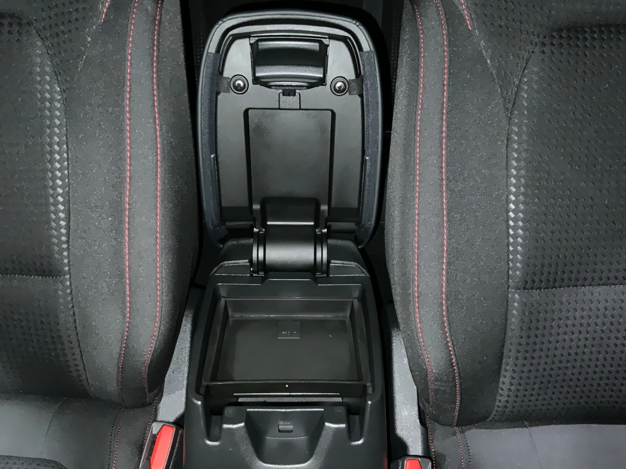 Ford Focus ST-Line X Turnier Aut.*AHK*ACC*HUD*KAM*NAVI*WINTER-PKT.