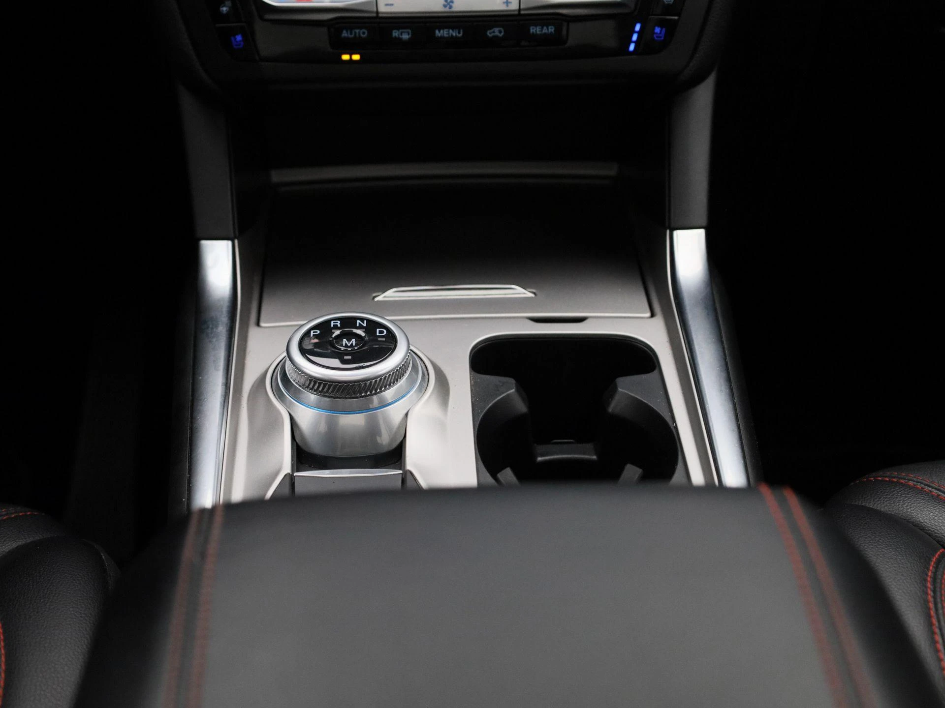 Ford-Explorer-image-8