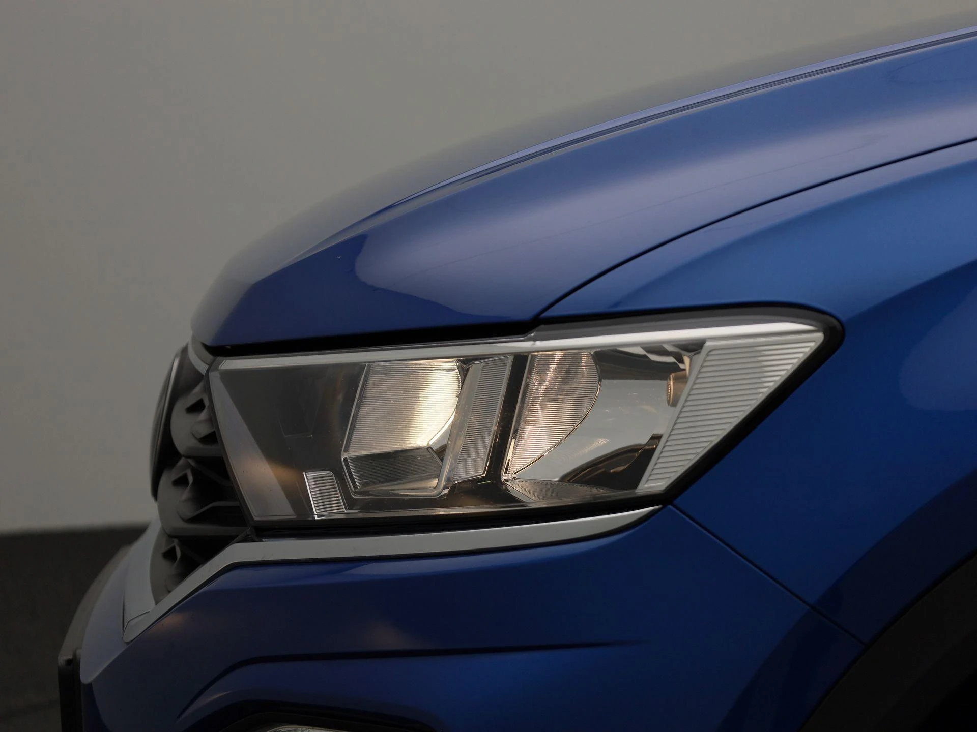 Volkswagen-T-Roc-image-15