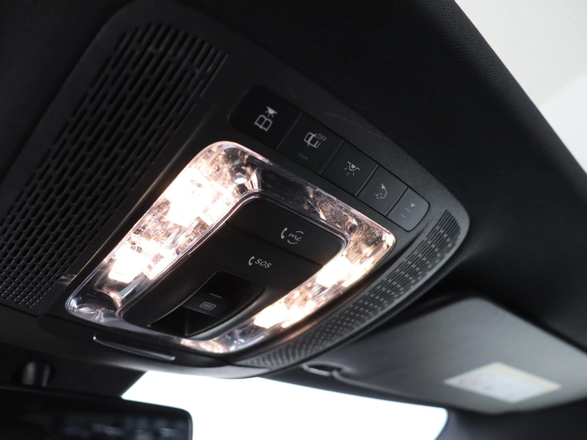 Mercedes-Benz-A-Klasse-image-29