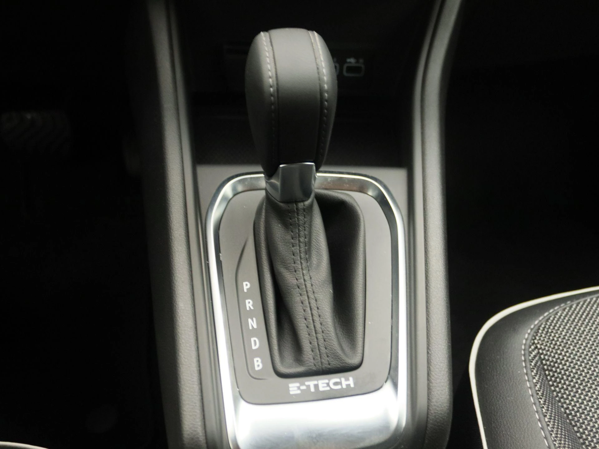 Renault-Captur-image-10