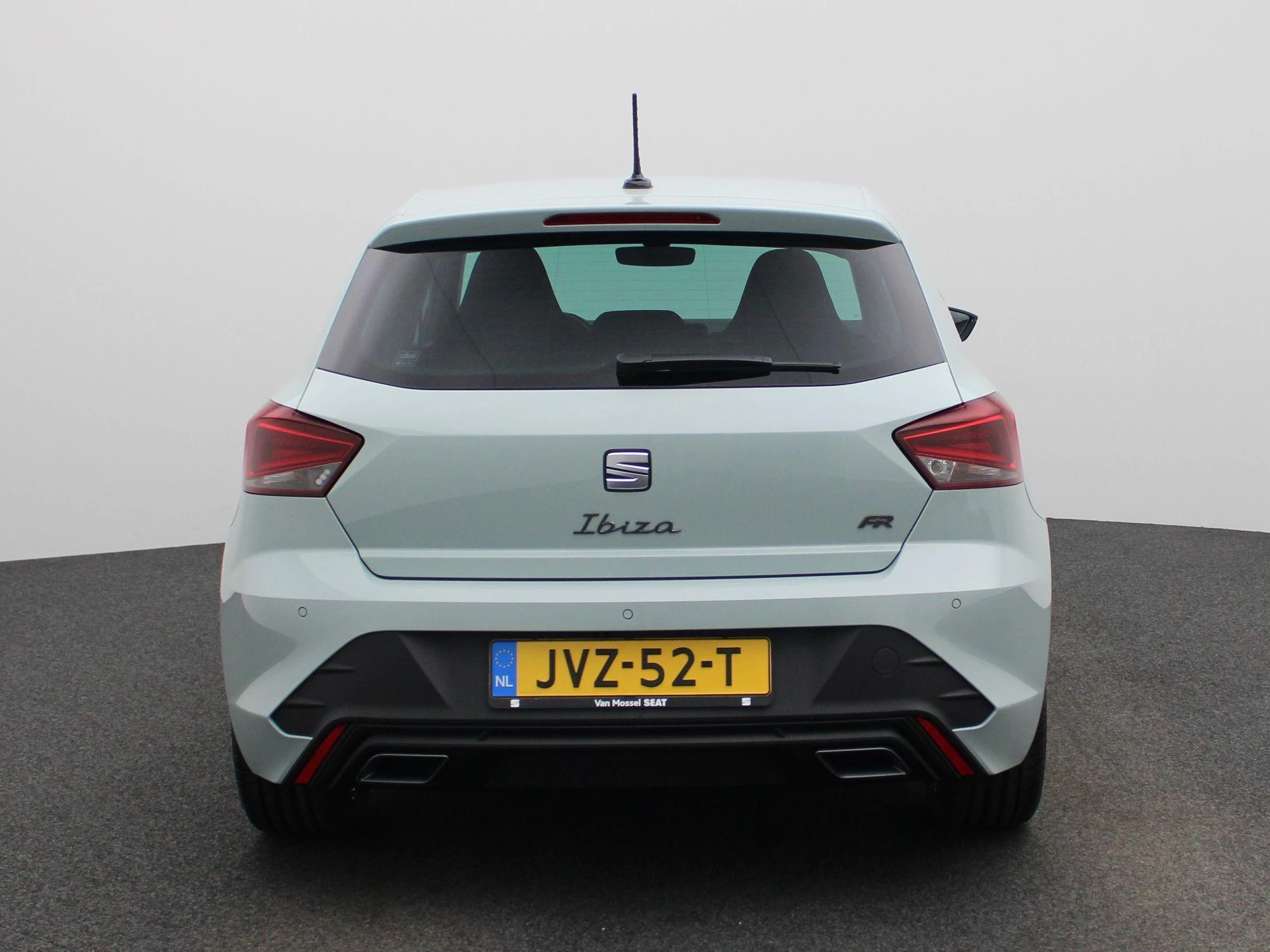 SEAT-Ibiza-image-4