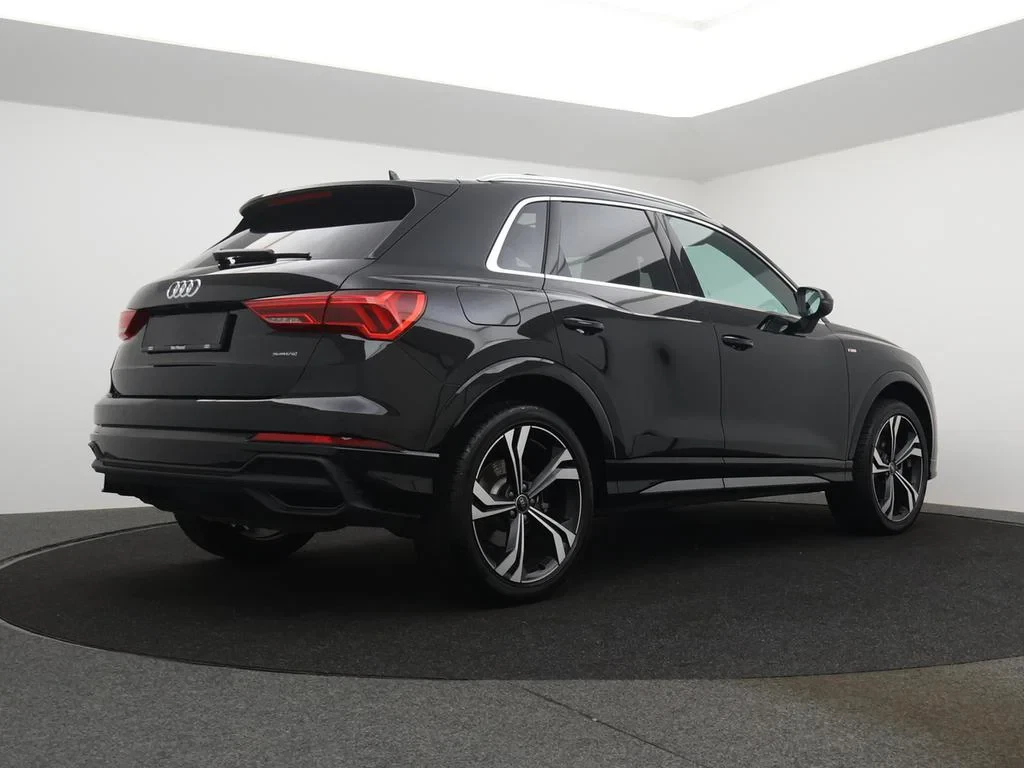 Audi-Q3-image-1