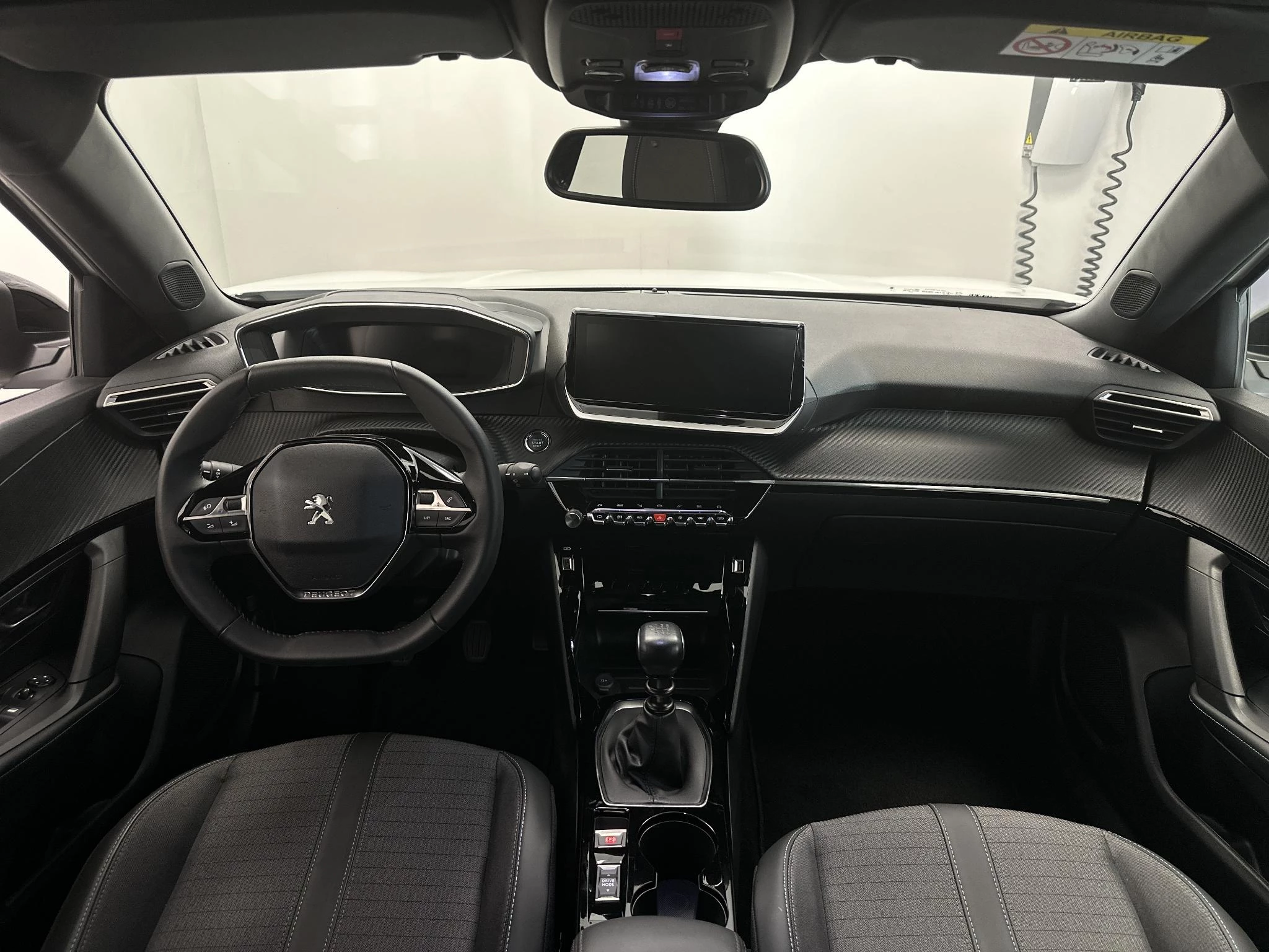 Peugeot-2008-image-11