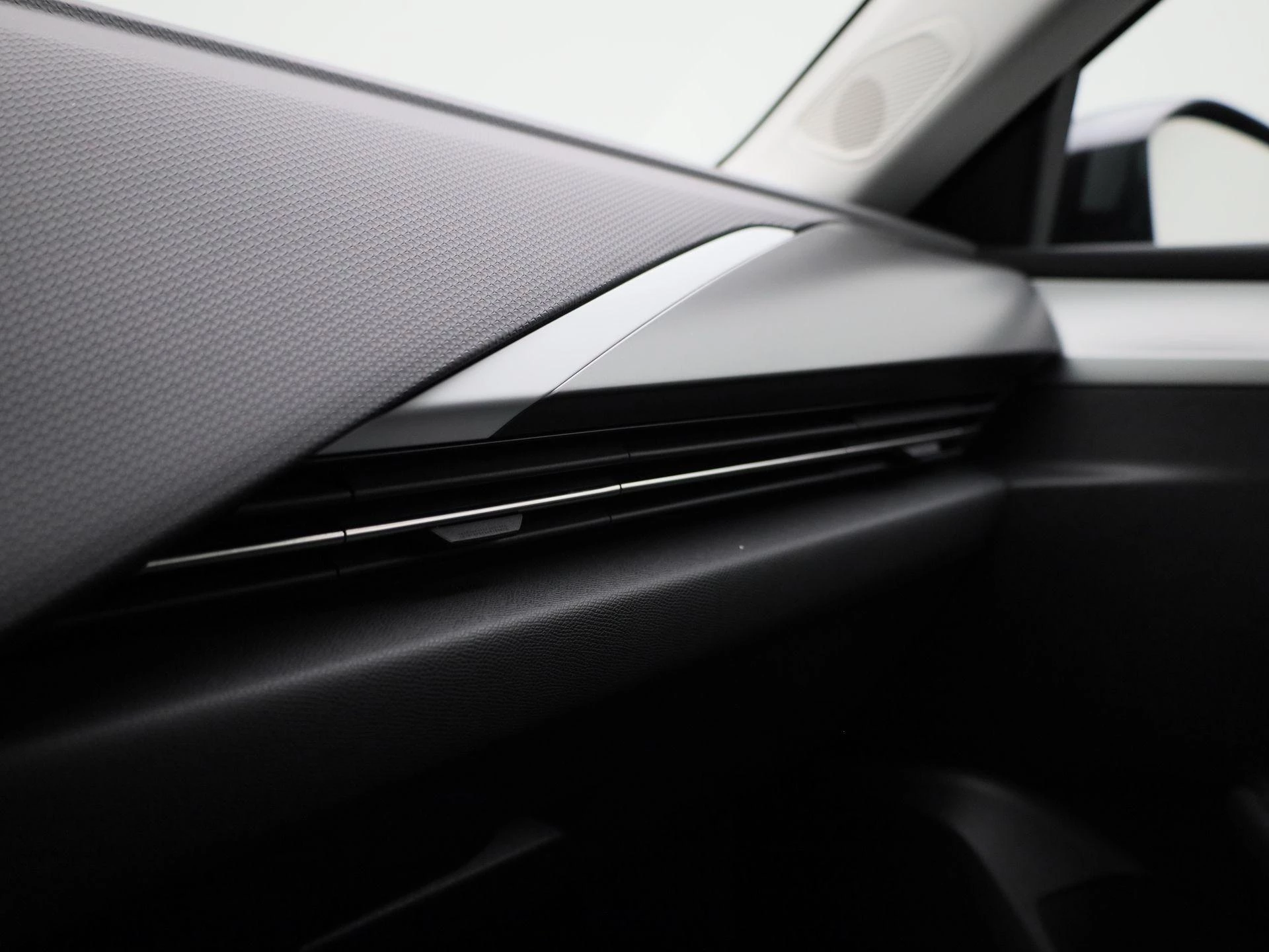 Opel-Astra-image-23