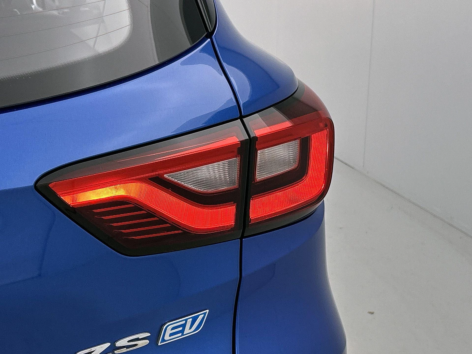 MG ZS EV Luxury 45 kWh