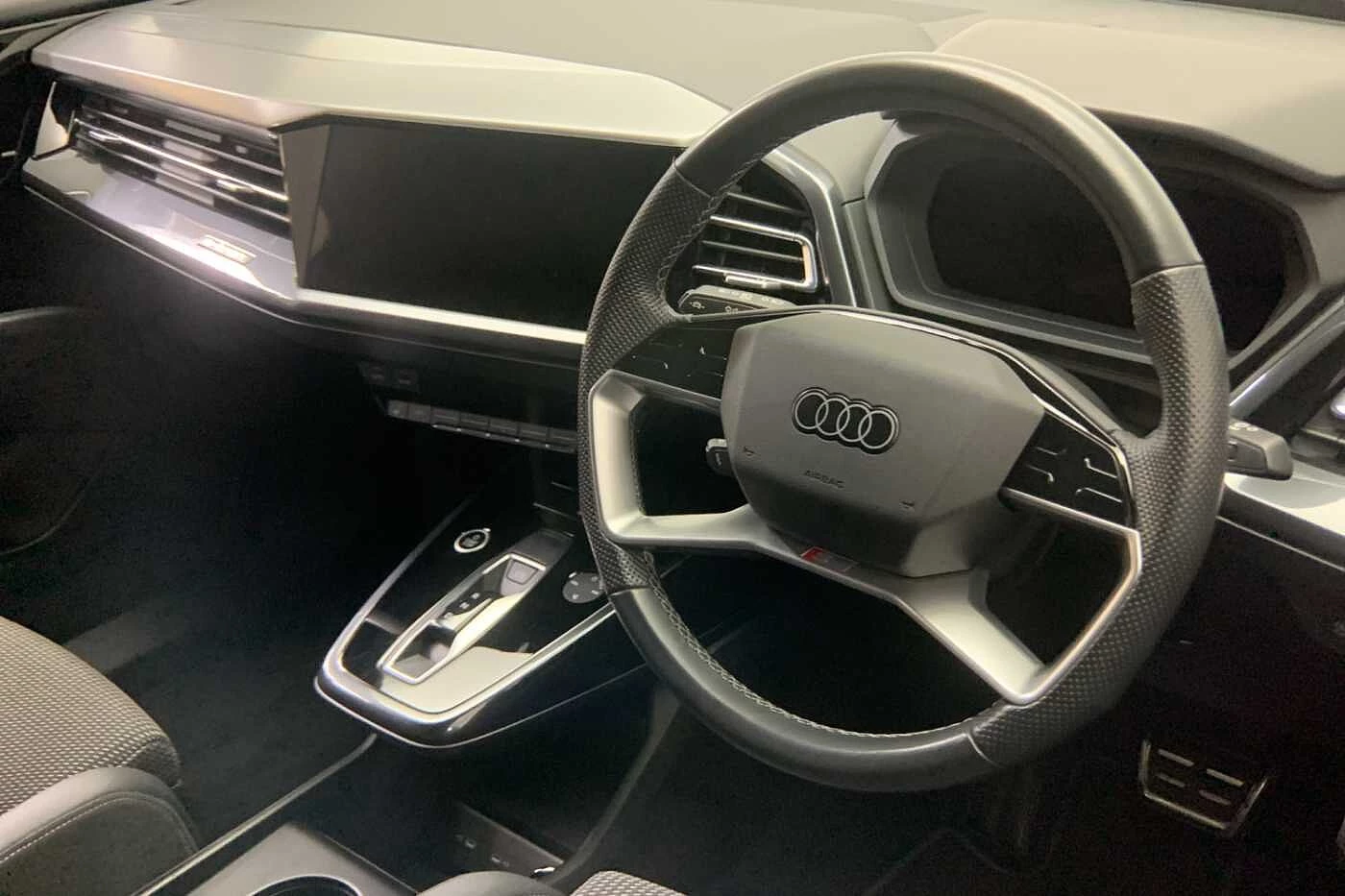 Audi-Q4 Sportback e-tron-image-5