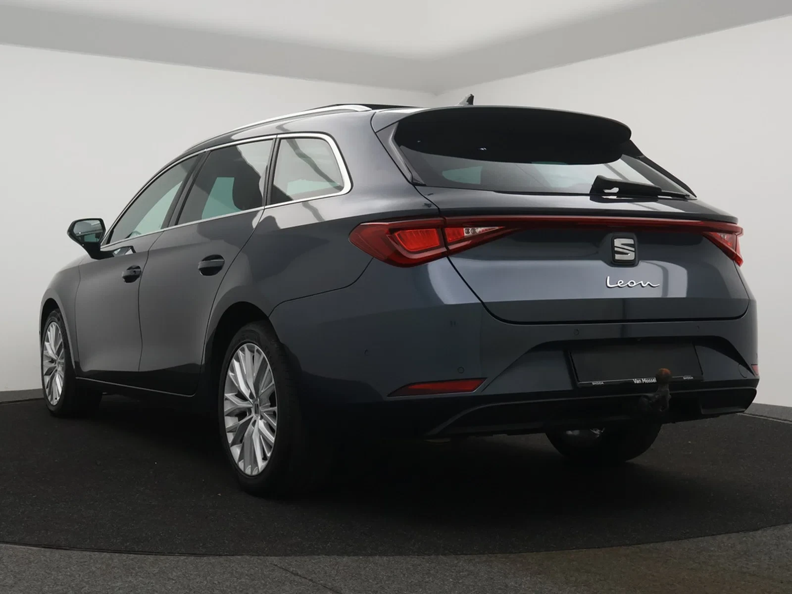 SEAT Leon ST Leon Break Xcellence 1.5TSI 150PK *PANODAK*TREKHAAK*CAMERA*PDC*ACC*NAVI*APP-CONNECT*...*
