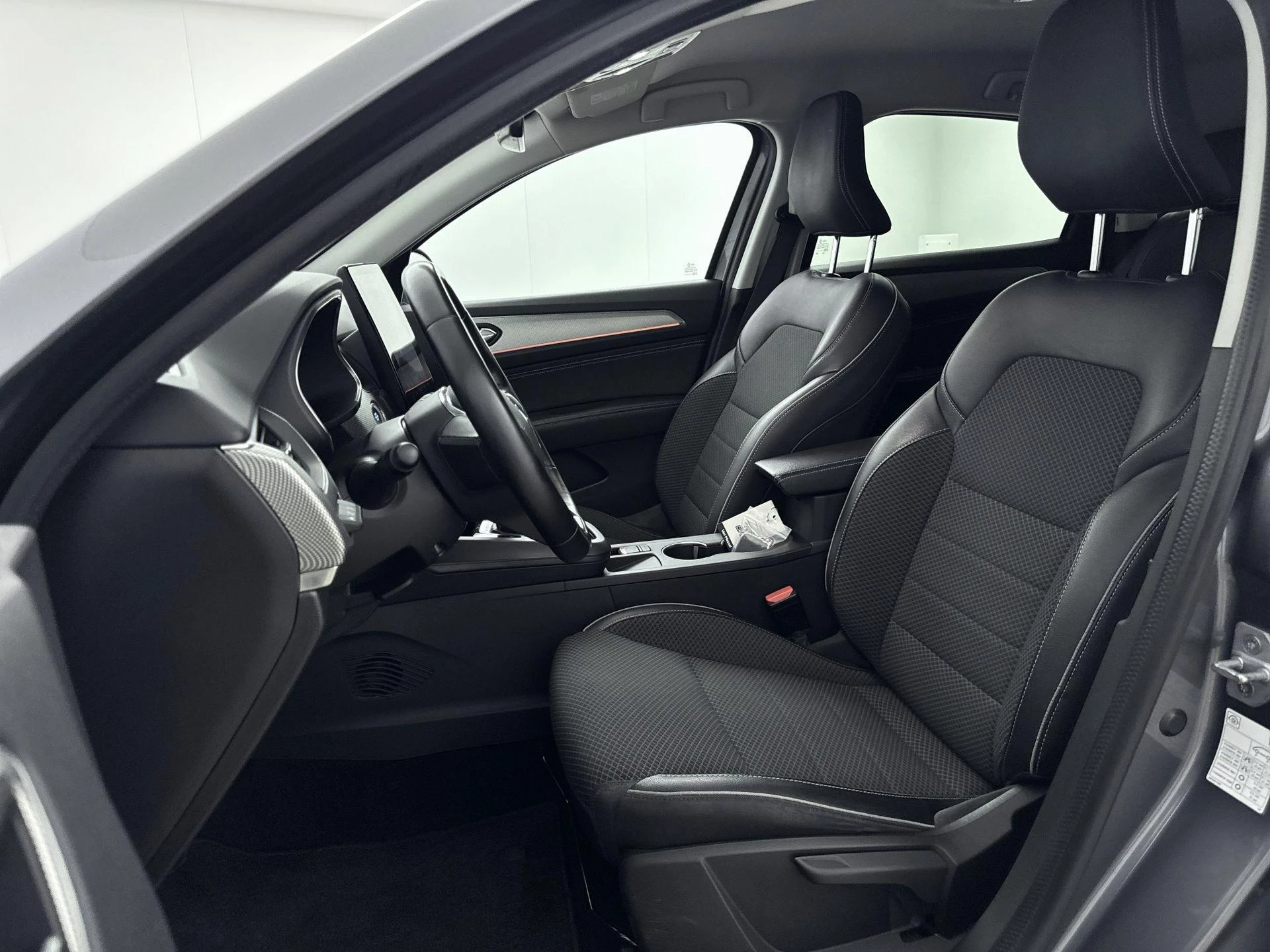 Renault-Arkana-image-9