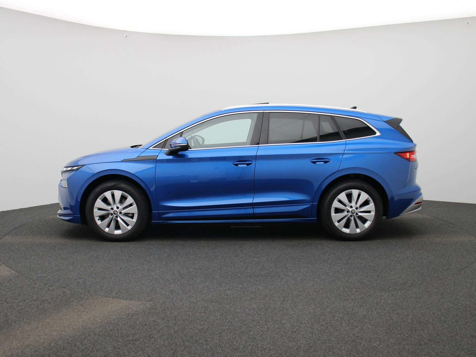 Škoda-Enyaq iV-image-3