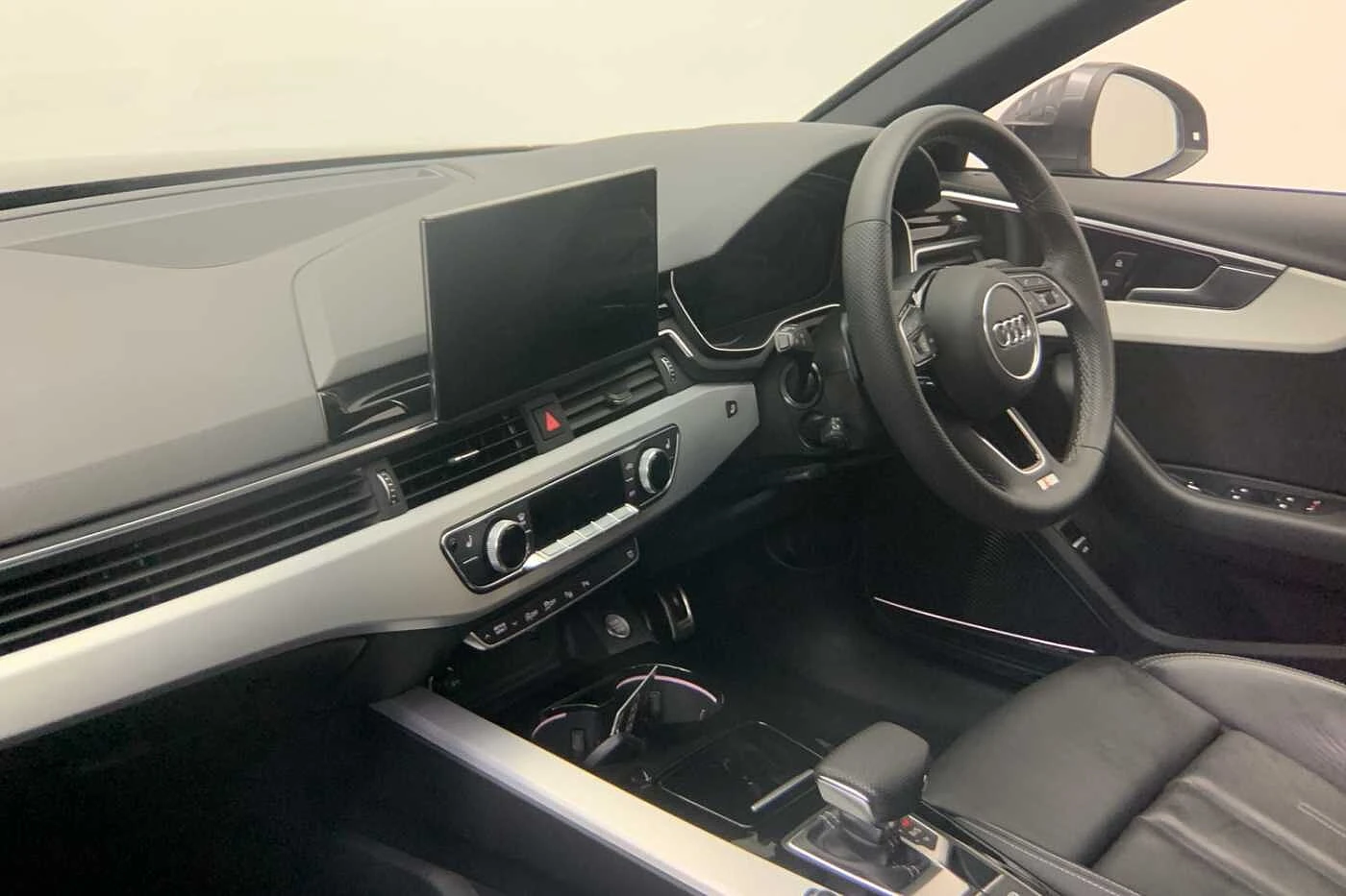 Audi-A4-image-11