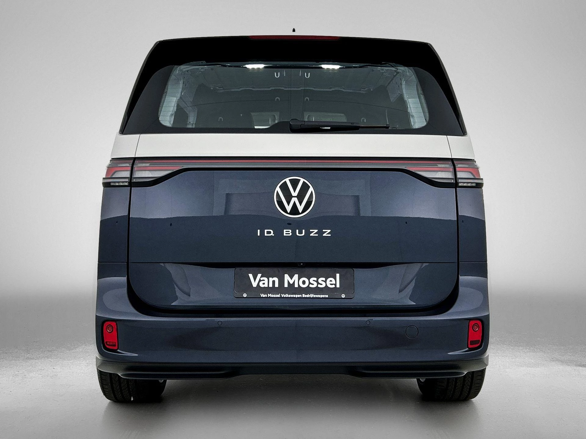 Volkswagen-ID. Buzz Cargo-image-2