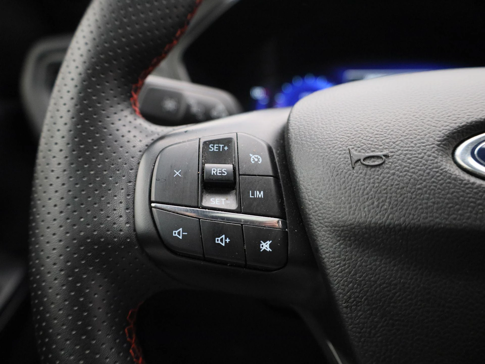 Ford-Kuga-image-17