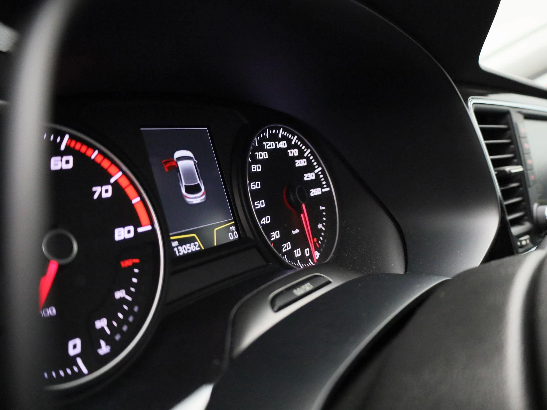 SEAT-Leon-image-39
