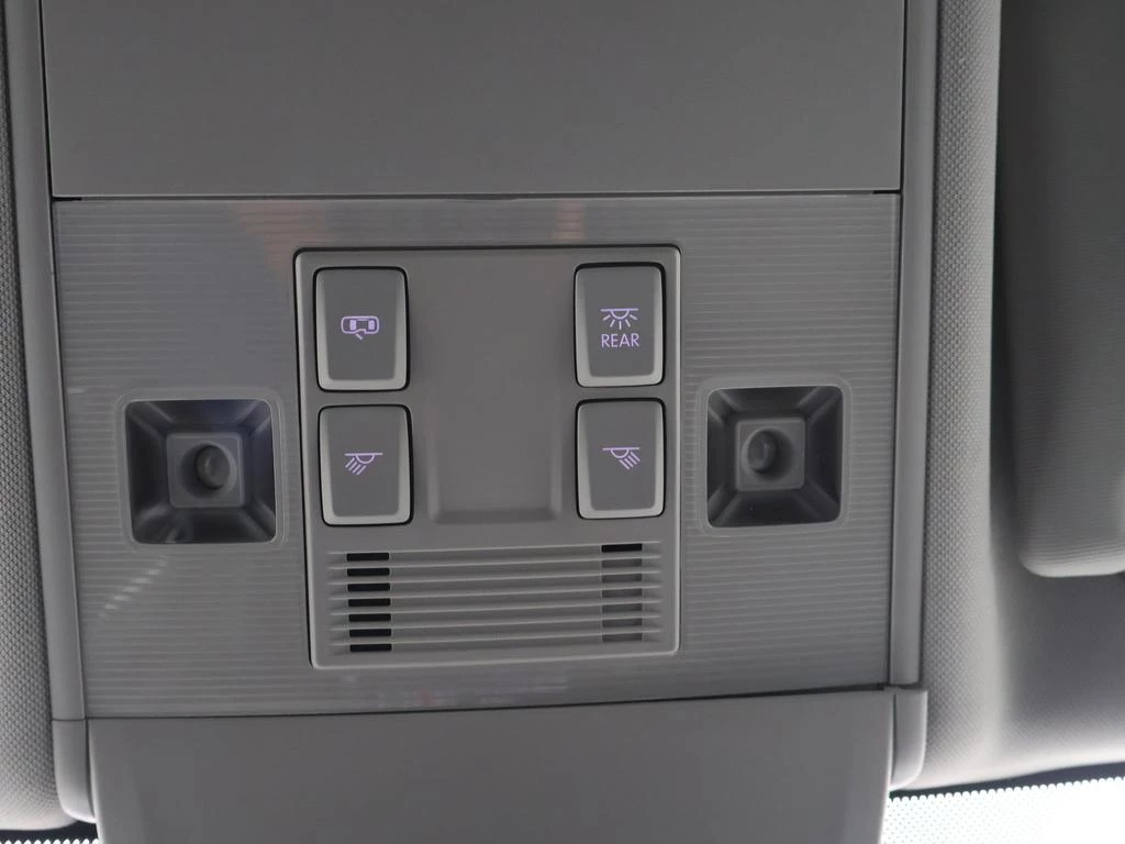 Volkswagen-Tiguan-image-28