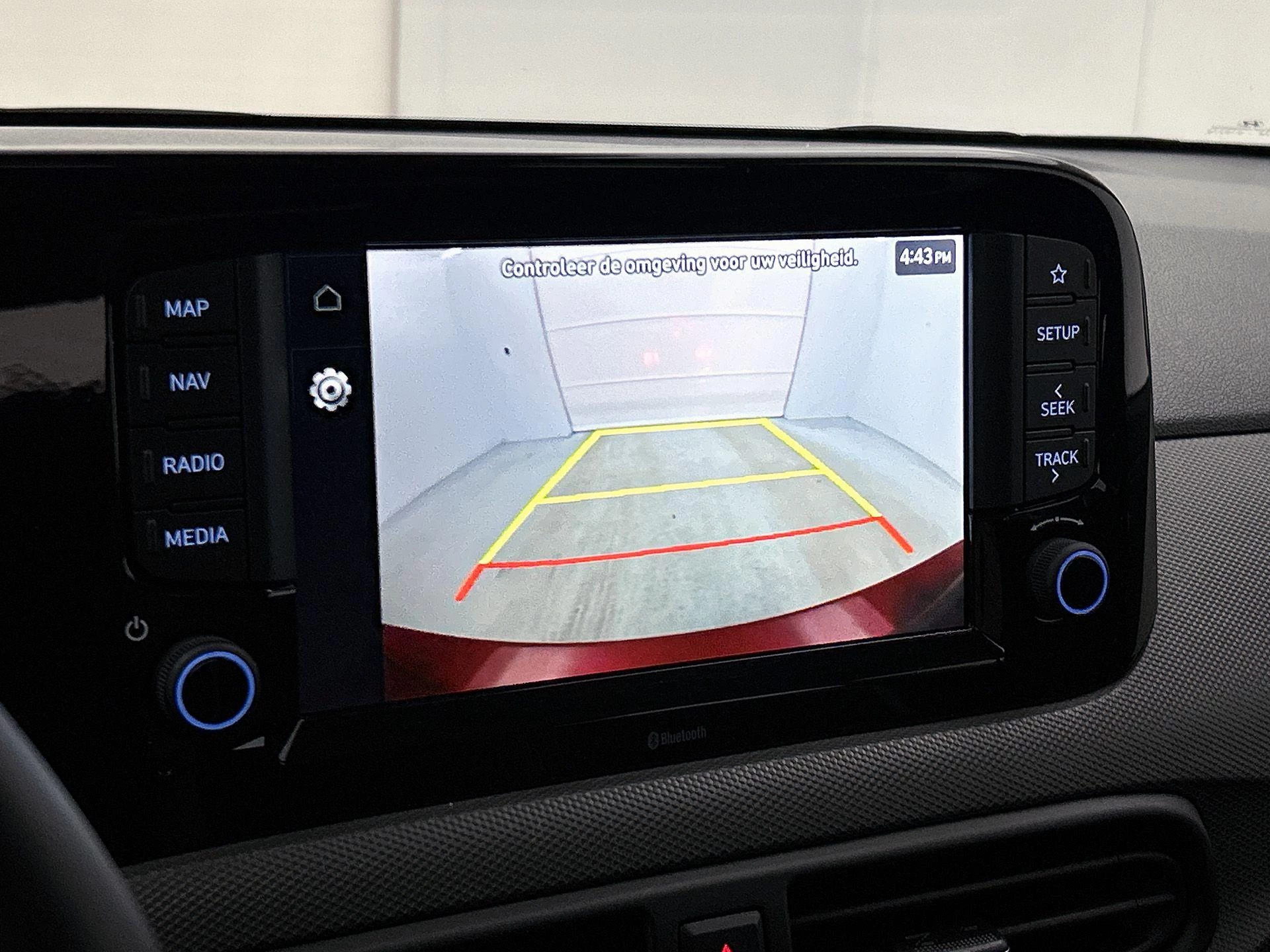 Hyundai-i10-image-10