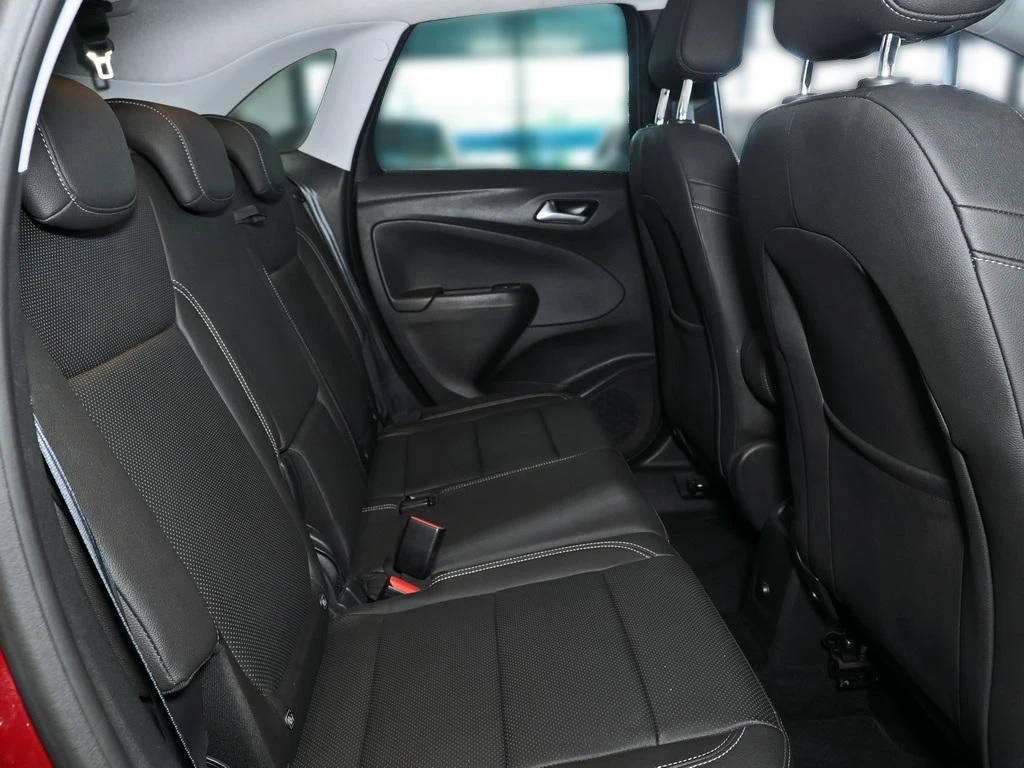 Opel-Crossland X-image-13