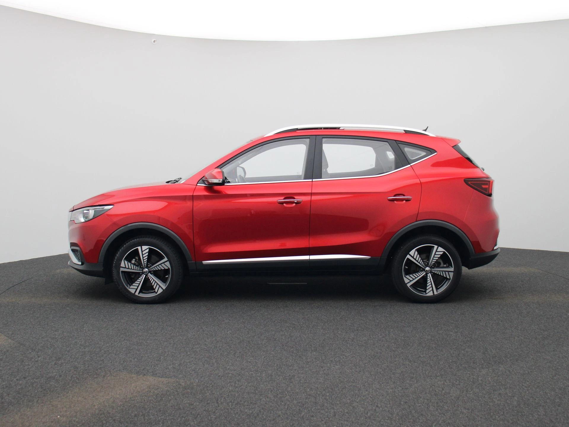 MG-ZS EV-image-3