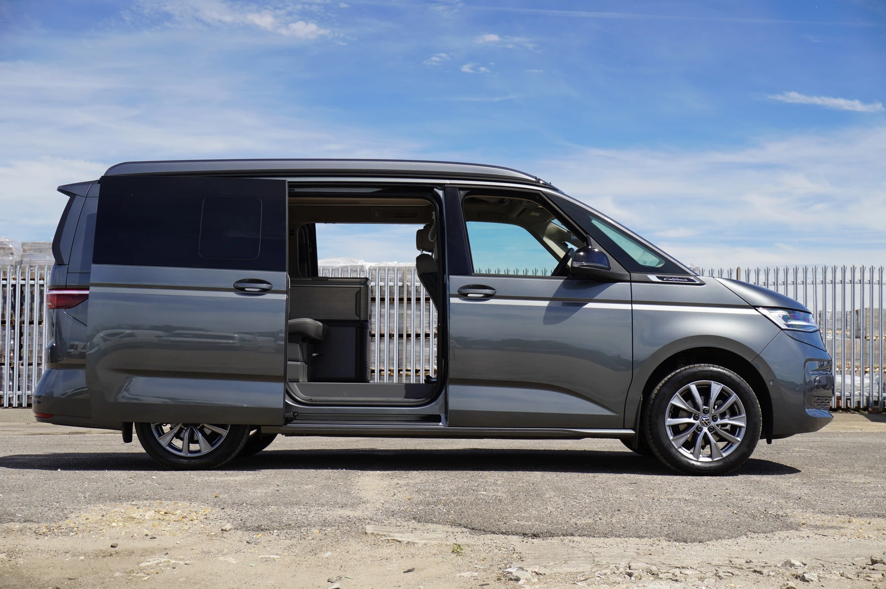 Volkswagen-California-image-57