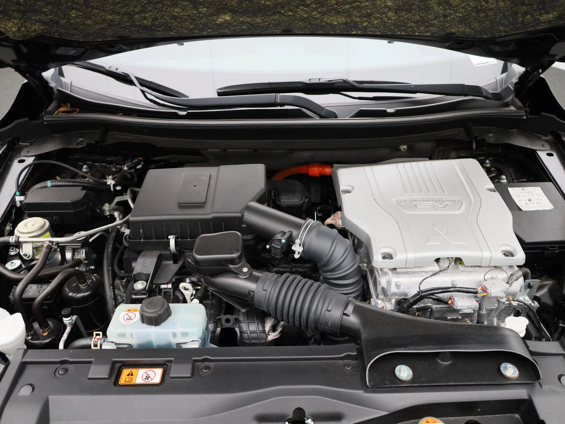 Mitsubishi-Eclipse Cross-image-47
