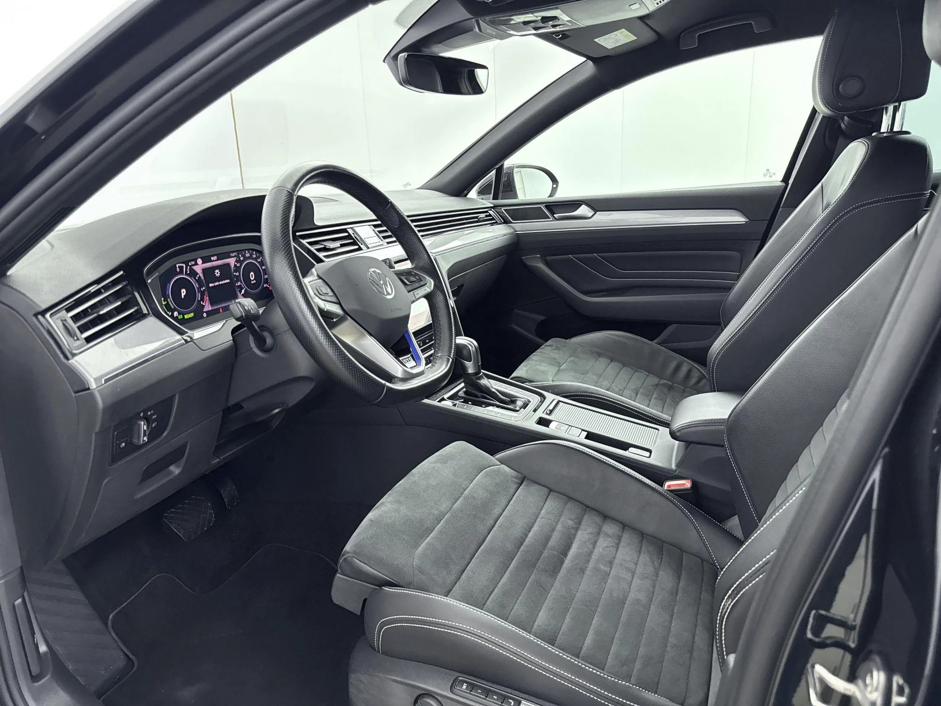 Volkswagen-Passat-image-17