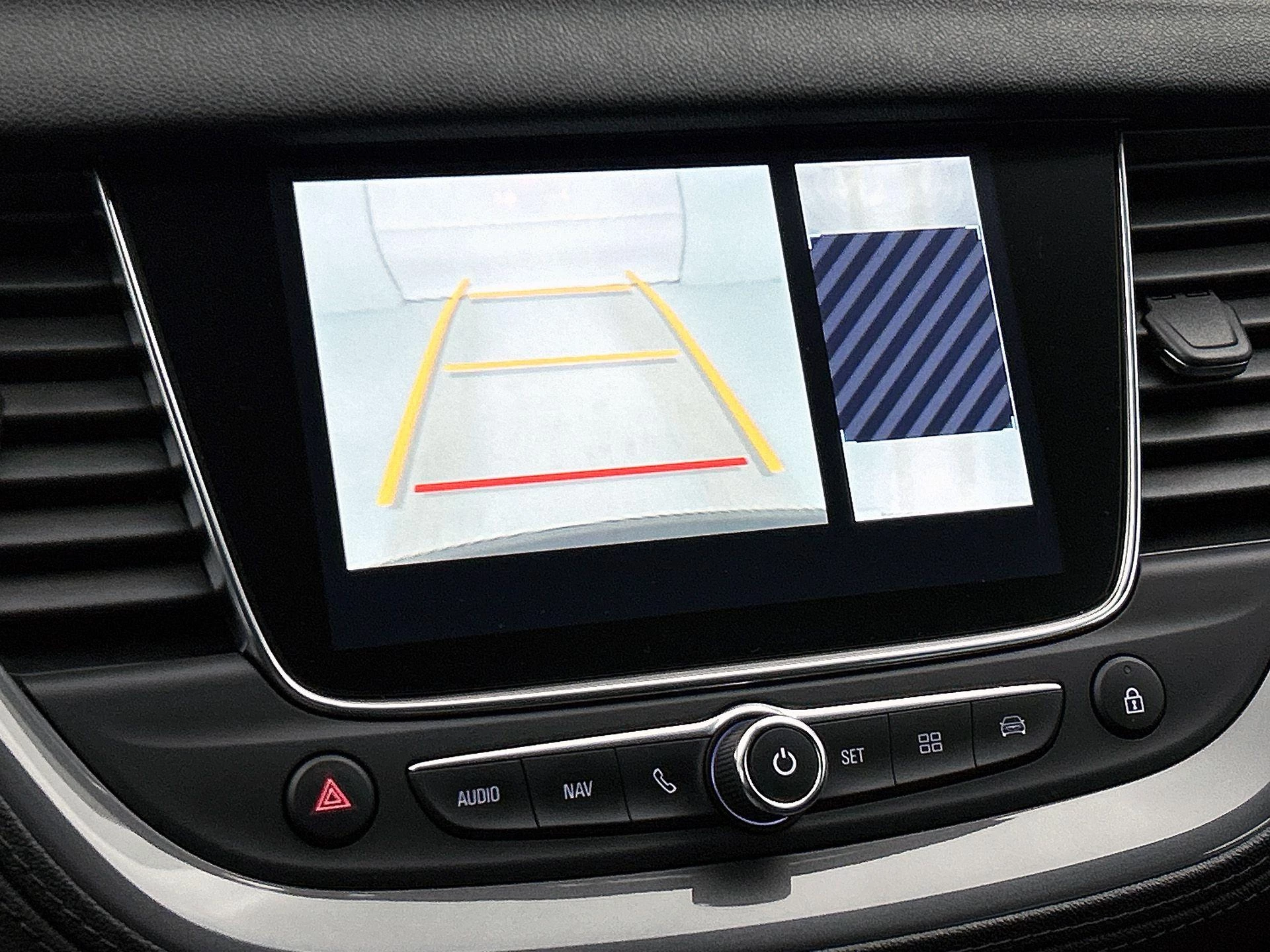 Opel-Grandland X-image-10