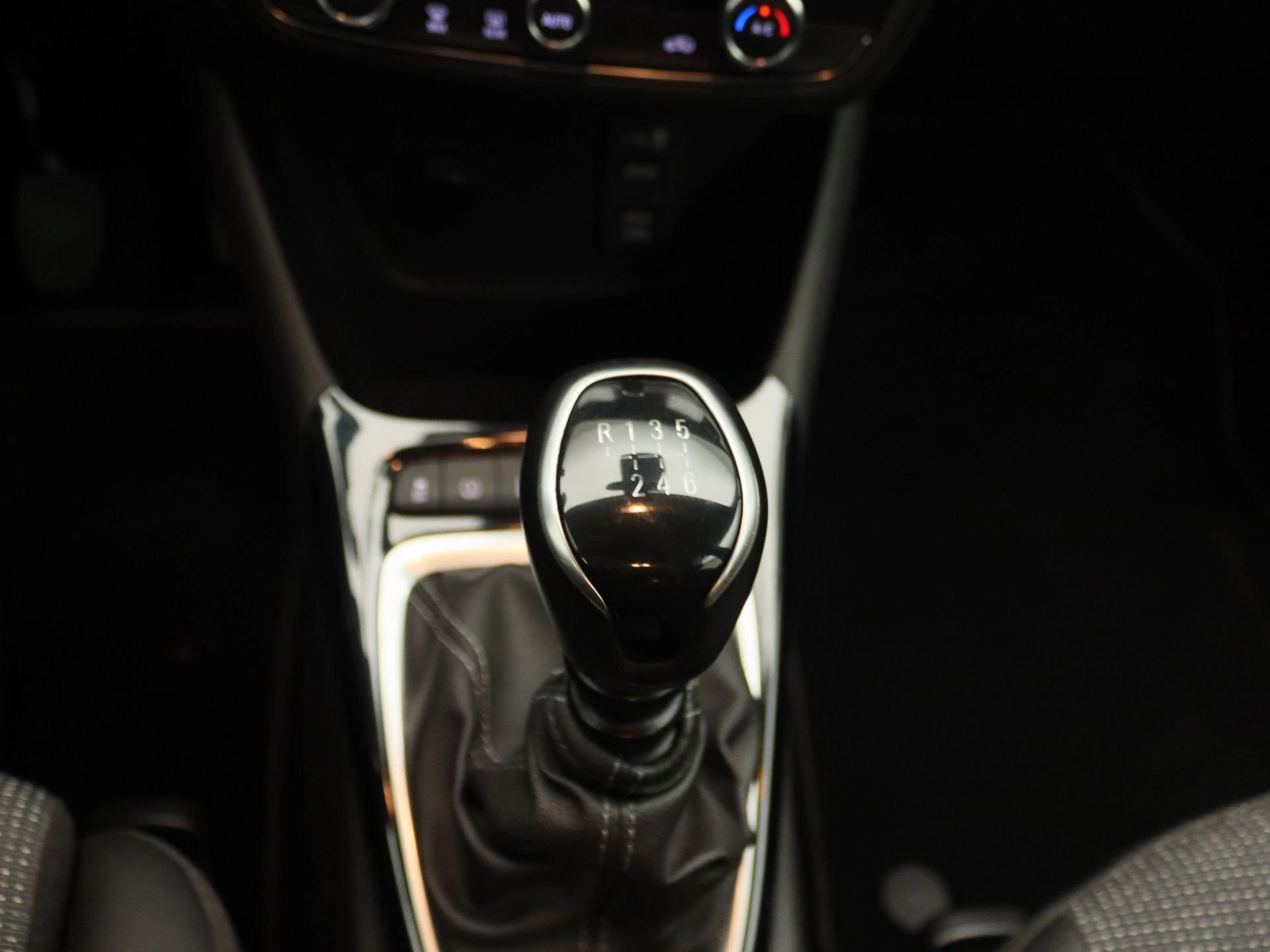 Opel-Crossland-image-10