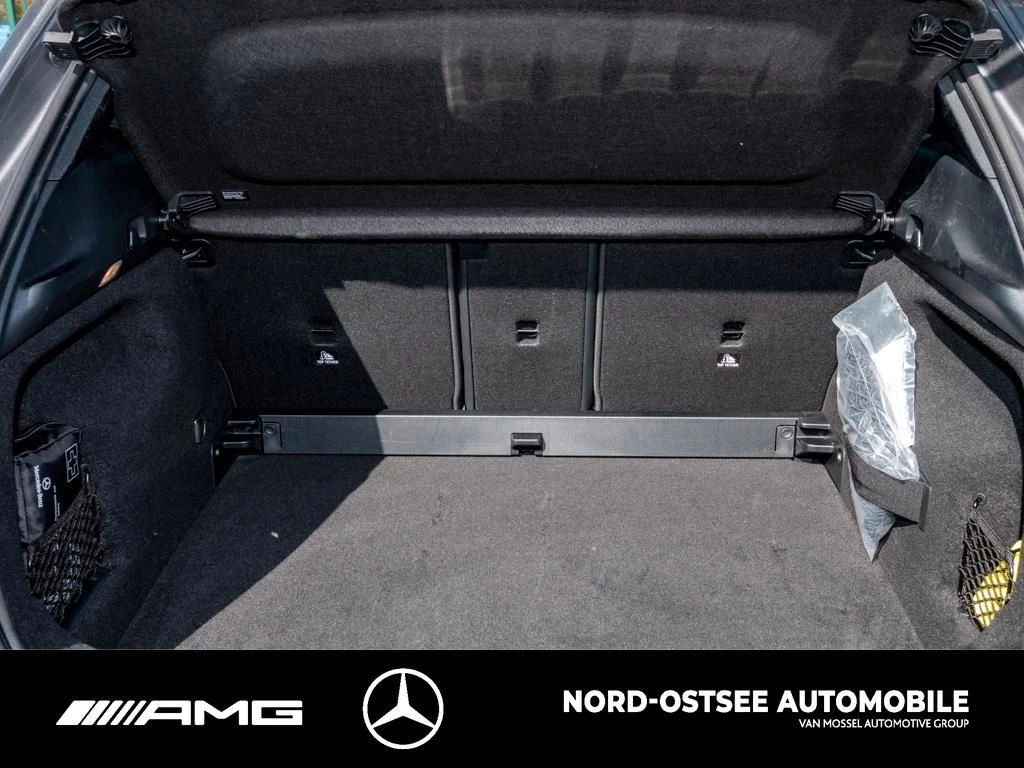 Mercedes-Benz-GLA-image-13