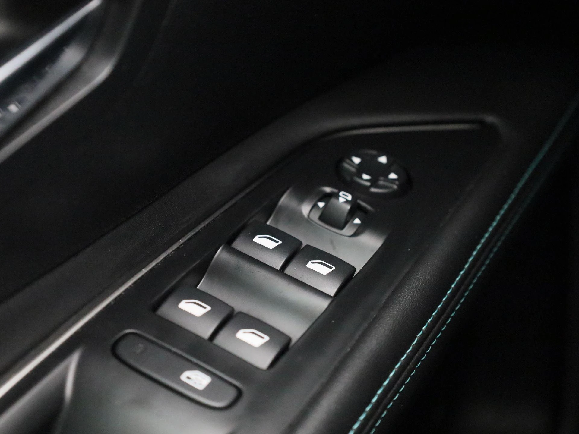 Peugeot-5008-image-34