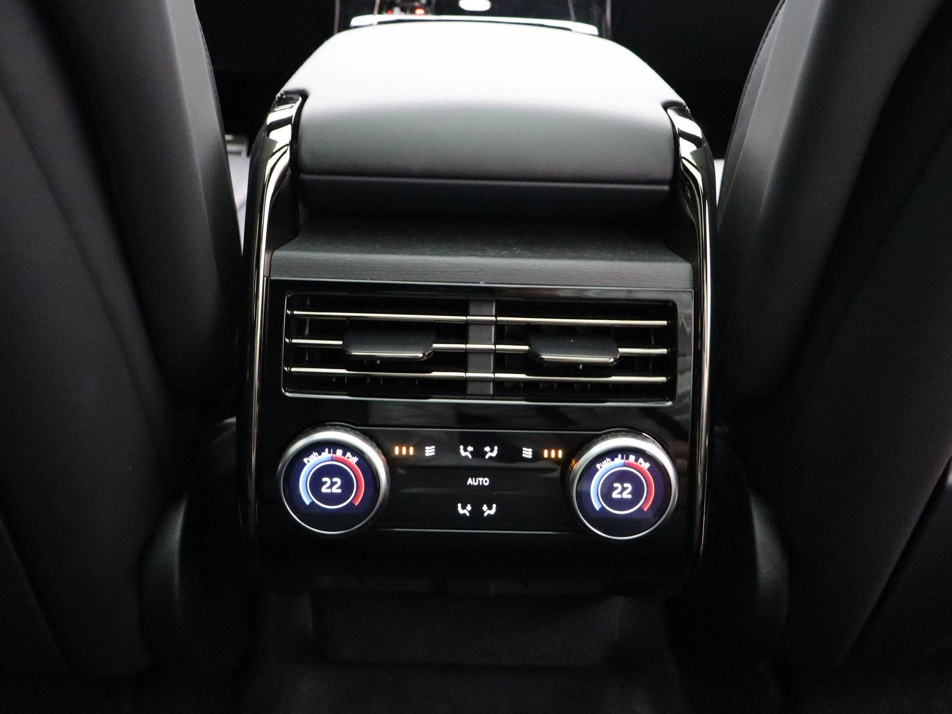Land Rover-Range Rover Sport-image-36