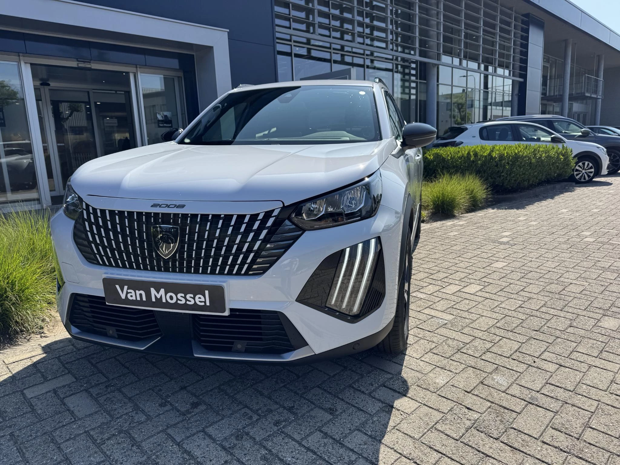 Peugeot-2008-image-6