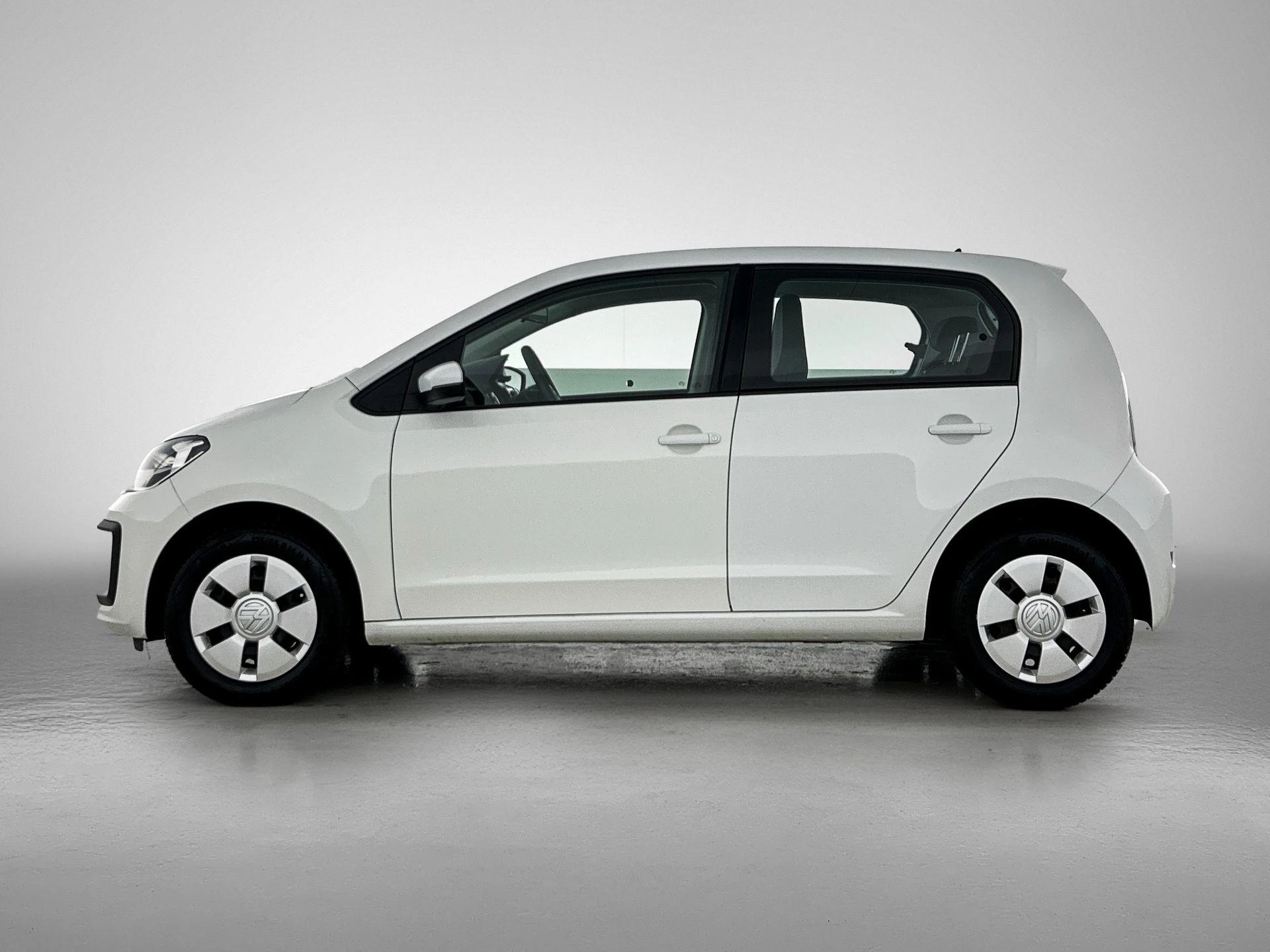 Volkswagen-up!-image-1